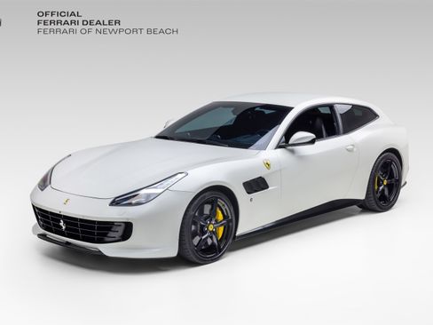Certified 2017 Ferrari GTC4Lusso AWD/4WD image 1