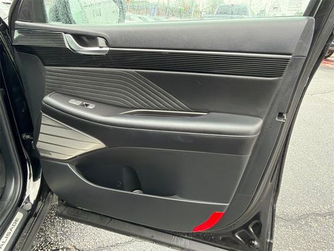 Used 2024 Hyundai Palisade Calligraphy image 14