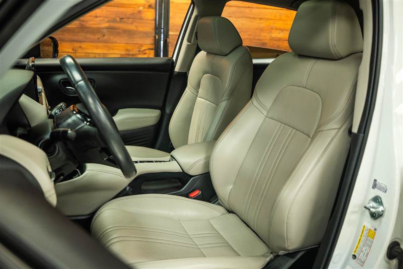Used 2024 Honda HR-V EX-L image 9