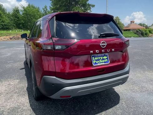 Used 2023 Nissan Rogue S FWD image 7