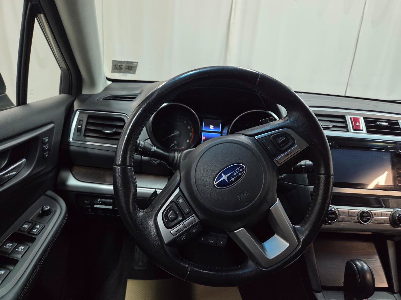 Used 2017 Subaru Outback 2.5i Limited AWD/4WD image 25