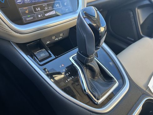 Used 2022 Subaru Legacy Limited image 15