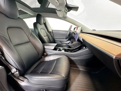 Used 2019 Tesla Model 3 Standard Range Plus image 25