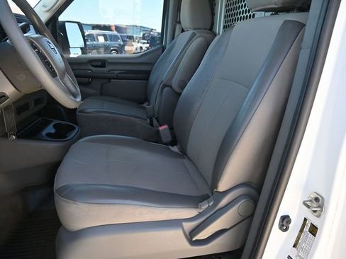 Used 2020 Nissan NV 2500 S image 20