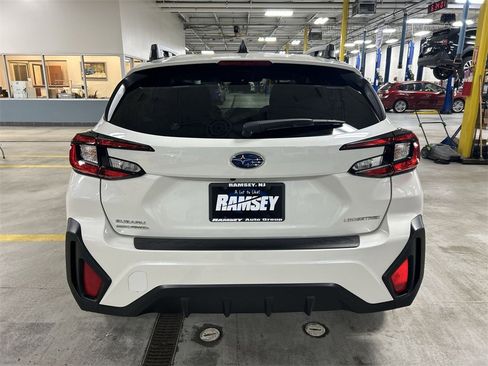 Certified 2025 Subaru Crosstrek 2.0i Premium image 26