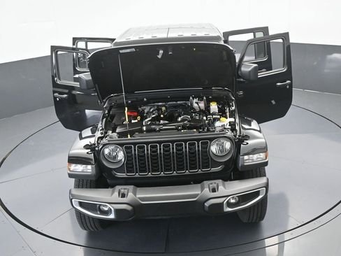 Used 2024 Jeep Gladiator Sport w/ Premium Package image 73