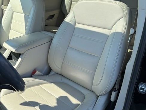 Used 2021 GMC Acadia Denali w/ Denali Ultimate Package image 8