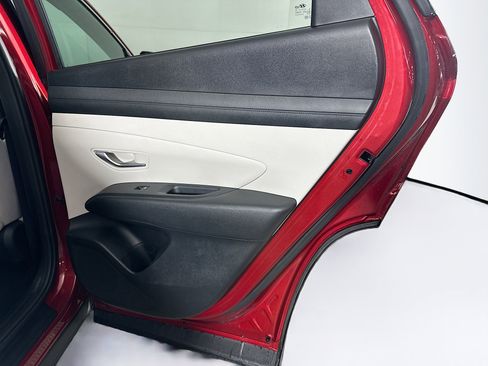 Used 2025 Hyundai Tucson SEL FWD image 29