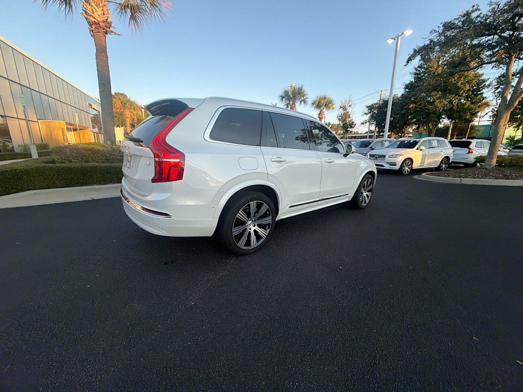 Used 2024 Volvo XC90 T8 Plus w/ Protection Package Premier AWD/4WD image 12