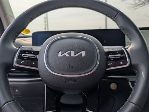 Used 2025 Kia Sorento S w/ Panoramic Sunroof Package FWD image 30