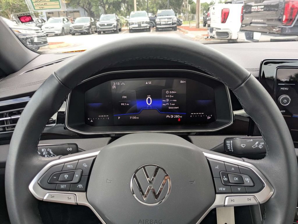 Used 2026 Volkswagen Jetta Sport FWD image 34