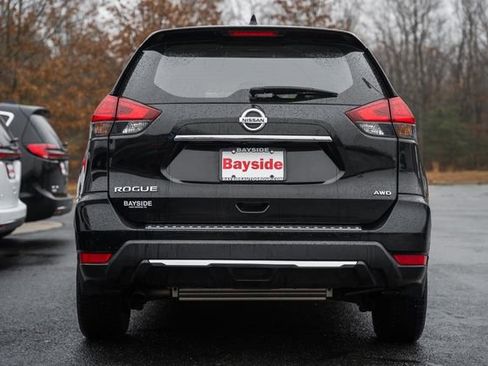 Used 2017 Nissan Rogue S image 7