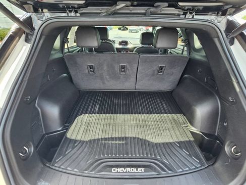 Used 2022 Chevrolet Blazer RS w/ Enhanced Convenience Package FWD image 11