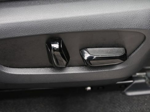 Used 2025 Lexus NX 250 FWD w/ Accessory Package (K3) image 21