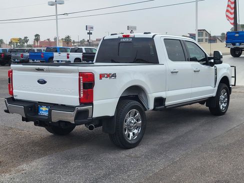 Used 2024 Ford F250 Lariat w/ Lariat Ultimate Package image 5