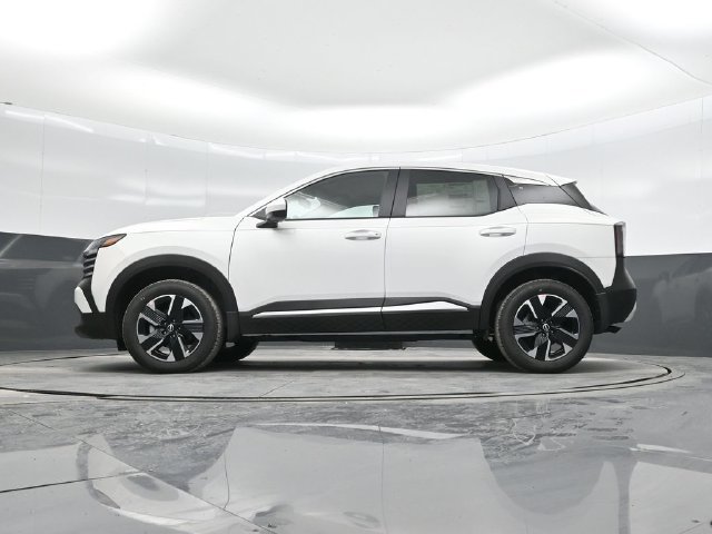 Used 2025 Nissan Kicks SV AWD/4WD image 47