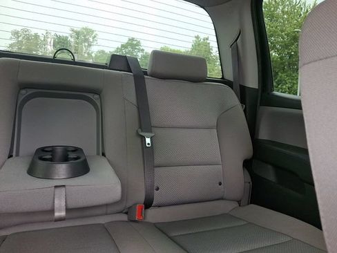 Used 2018 Chevrolet Silverado 1500 Custom w/ Custom Value Package AWD/4WD image 23