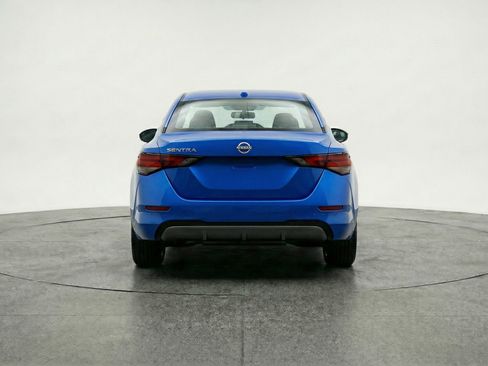 Used 2025 Nissan Sentra SV image 7