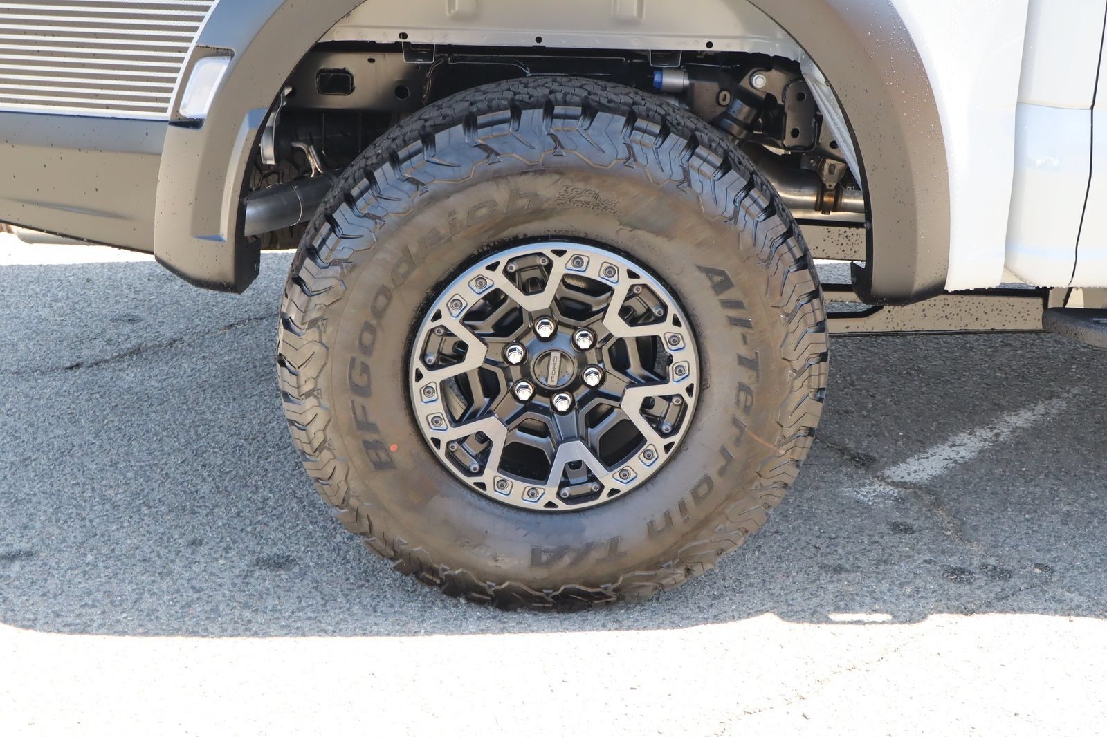 New 2026 Ford F150 Raptor w/ Equipment Group 803A Raptor R AWD/4WD image 11