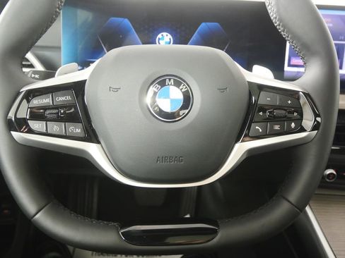 Used 2025 BMW 330i Sedan image 18