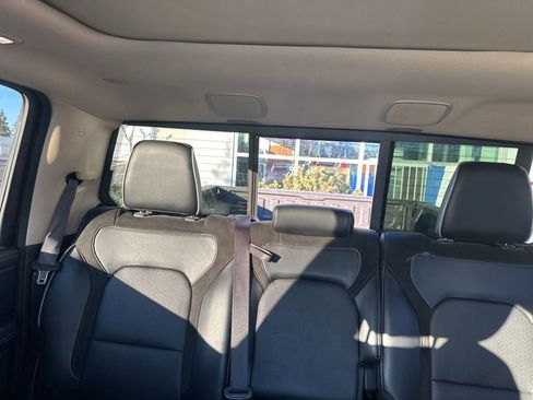 Used 2021 RAM 1500 Laramie image 9