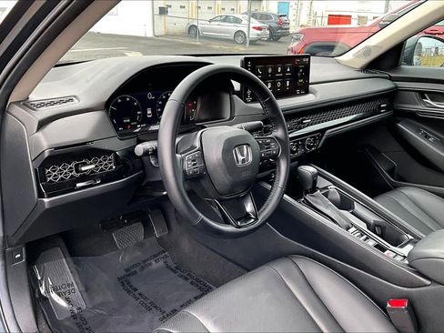 Used 2024 Honda Accord EX-L image 17