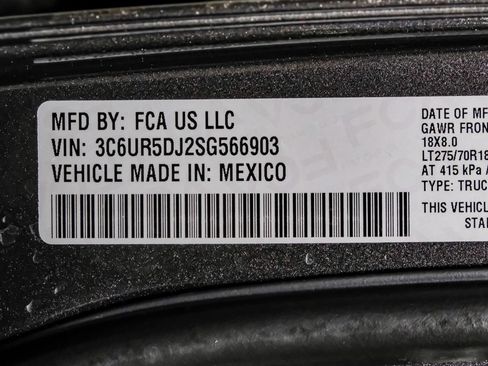 Used 2025 RAM 2500 Big Horn AWD/4WD image 59