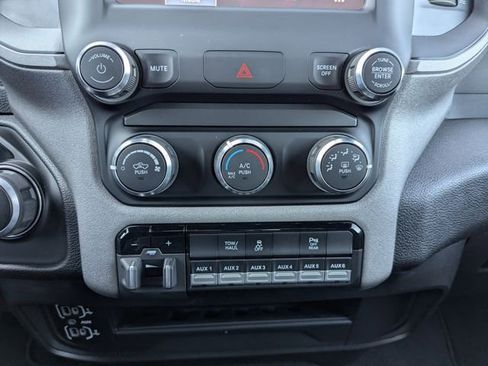 Used 2024 RAM 2500 Tradesman w/ Chrome Appearance Group image 3