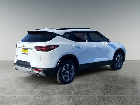 Used 2024 Chevrolet Blazer LT image 5
