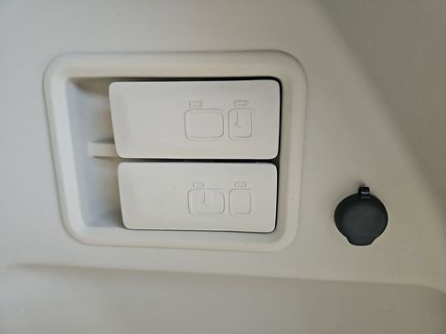 Used 2023 GMC Terrain Denali image 22