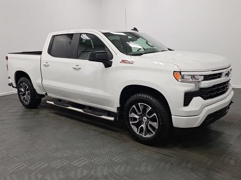 Certified 2022 Chevrolet Silverado 1500 RST w/ All Star Edition Plus AWD/4WD image 3