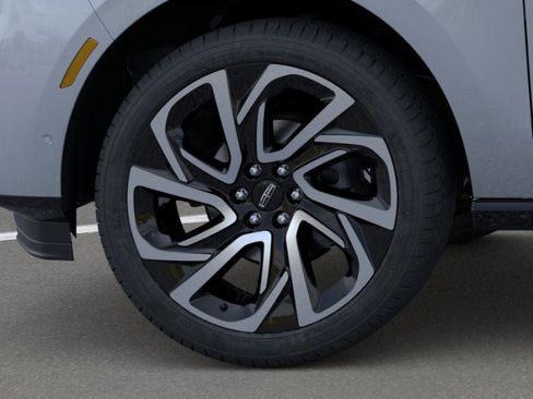 New 2026 Lincoln Navigator Reserve image 19