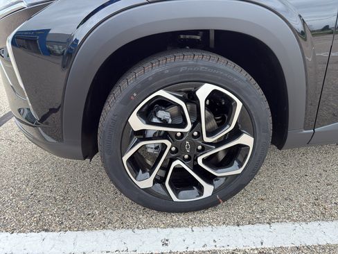 New 2026 Chevrolet Trax RS w/ Driver Confidence Package FWD image 8