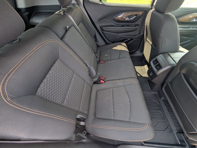 Used 2020 GMC Terrain SLE w/ Driver Convenience Package AWD/4WD image 6