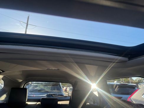 Used 2018 Honda CR-V Touring image 21