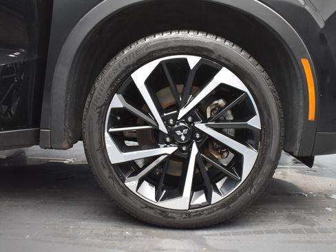 Used 2023 Mitsubishi Outlander SE image 5