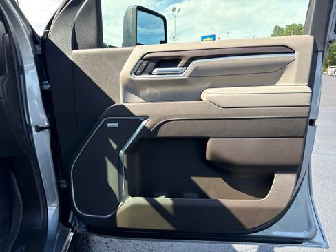 New 2026 GMC Sierra 2500 SLT AWD/4WD image 14