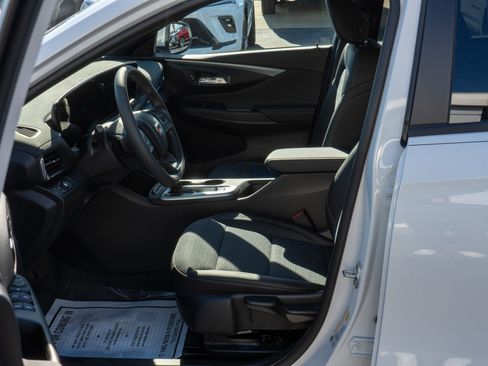 New 2026 Buick Envista Preferred image 18