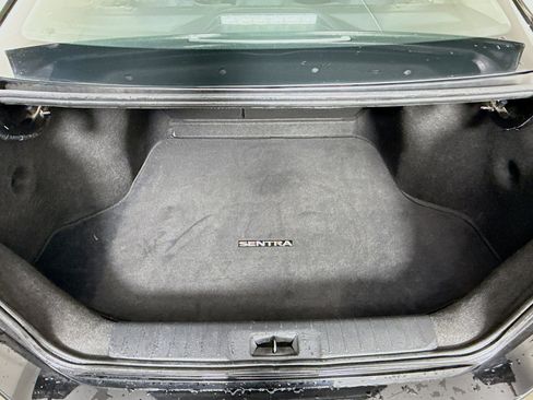 Used 2024 Nissan Sentra SV image 31