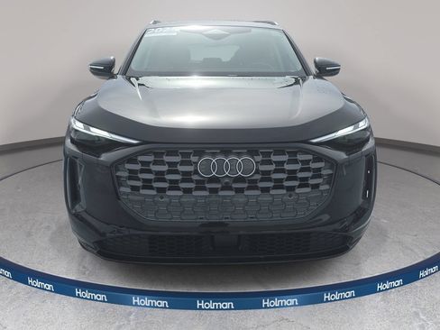 Certified 2025 Audi Q5 Premium w/ Convenience Package AWD/4WD image 2