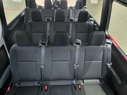Used 2024 Mercedes-Benz Sprinter 2500 image 18