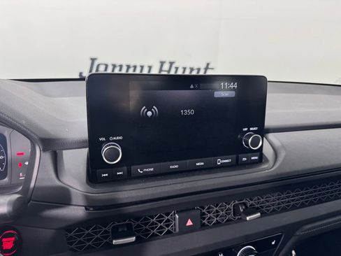 Used 2025 Honda Accord SE image 16