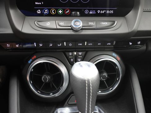 Used 2020 Chevrolet Camaro SS RWD image 40