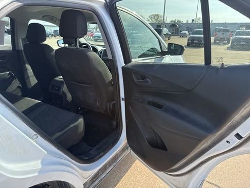 Used 2020 Chevrolet Equinox LT FWD image 20