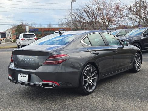 Used 2025 Genesis G70 2.5T image 6