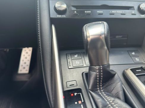 Used 2018 Lexus IS 300 F Sport AWD/4WD image 39