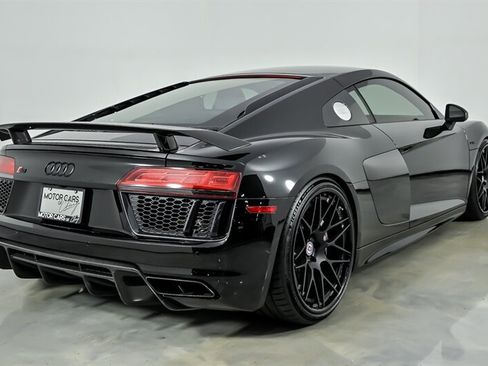 Used 2017 Audi R8 V10 plus AWD/4WD image 10