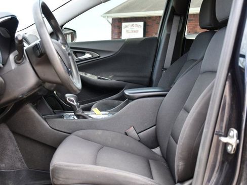 Used 2023 Chevrolet Malibu LT image 10
