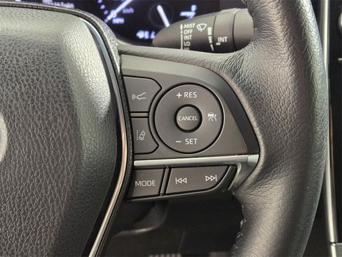 Used 2019 Toyota Avalon XLE image 28