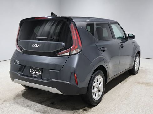 Used 2024 Kia Soul LX w/ Option Group 015 image 2